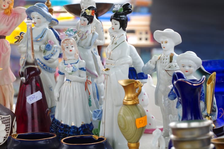 Figurines and statues clearance