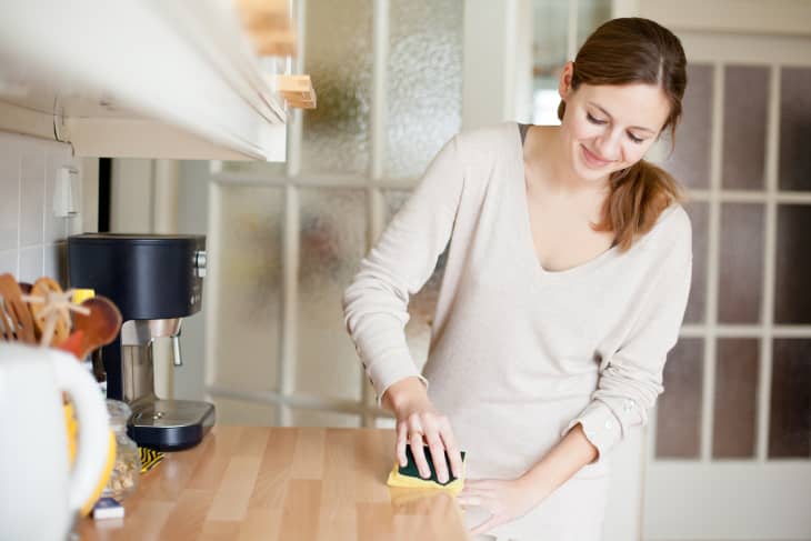 How To Sanitize Clean Disinfect Kitchen Sponge Easy Simple 