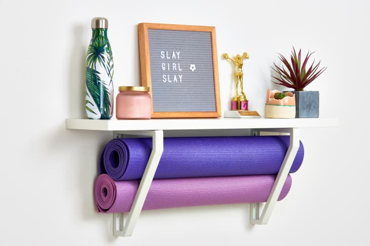 Yoga Mat Rack 2 Shelves with 2 Mat Racks