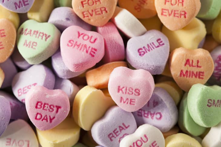 For Valentine's Day, computer AI generates dorky candy heart messages - CNET