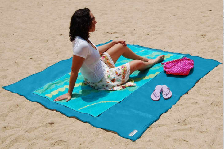 The Sandless Beach Blanket: Urban Legend or Must-Have Invention? We Tested  One to Find Out