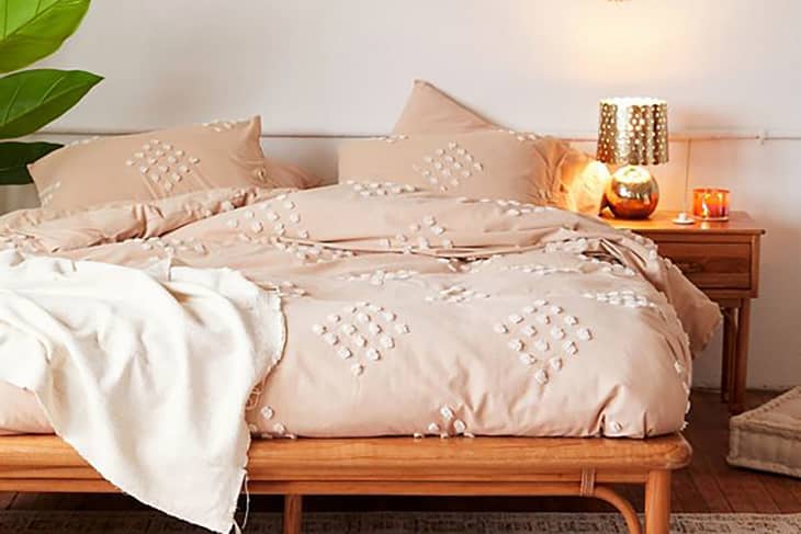 Get 40% Off On Bedding Today At Urban Outfitters | Apartment Therapy