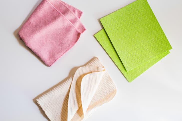 3 different types of reusable cleaning clothes