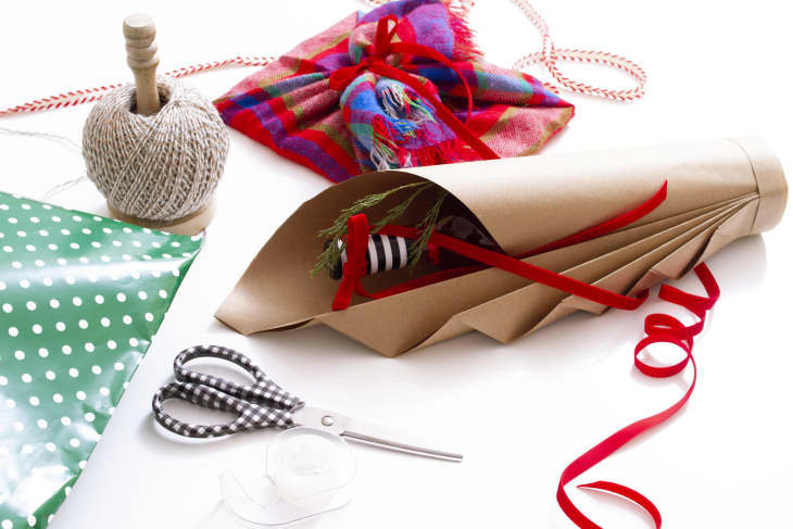 Gift Wrap with String and Paper - How Did You Make This?