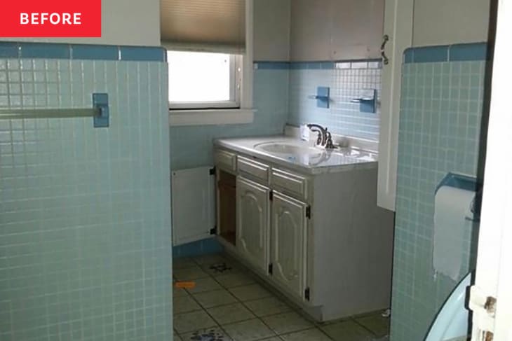 Dated blue tiled bathroom before renovations