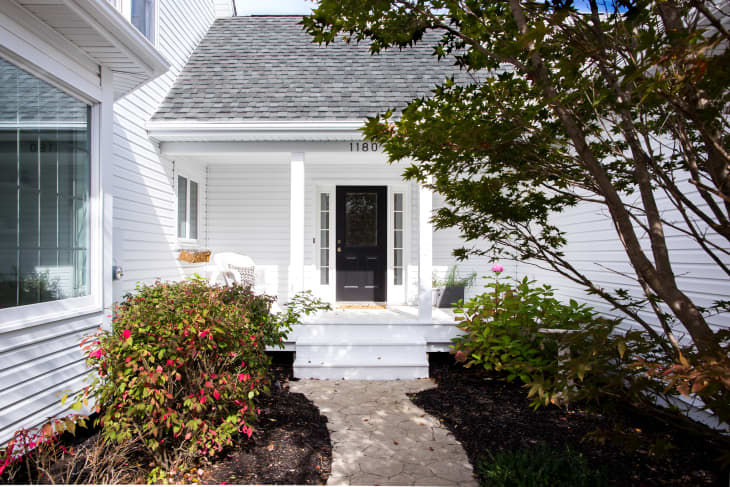 4 easy steps for a quick front porch Summer makeover! - Wilshire Collections