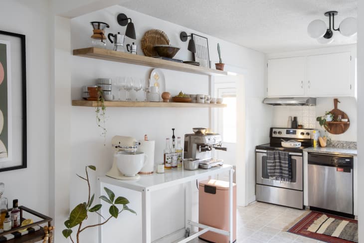 Top 5 Kitchen Appliances You'll Need In Your First Apartment