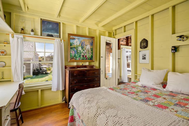 This 857-Square-Foot Maine Island Cottage for Sale Is Summer in a Nutshell