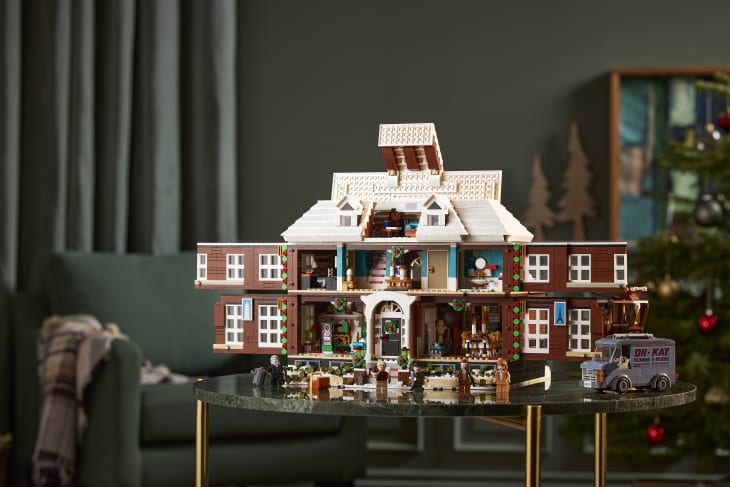 Home Alone LEGO Set