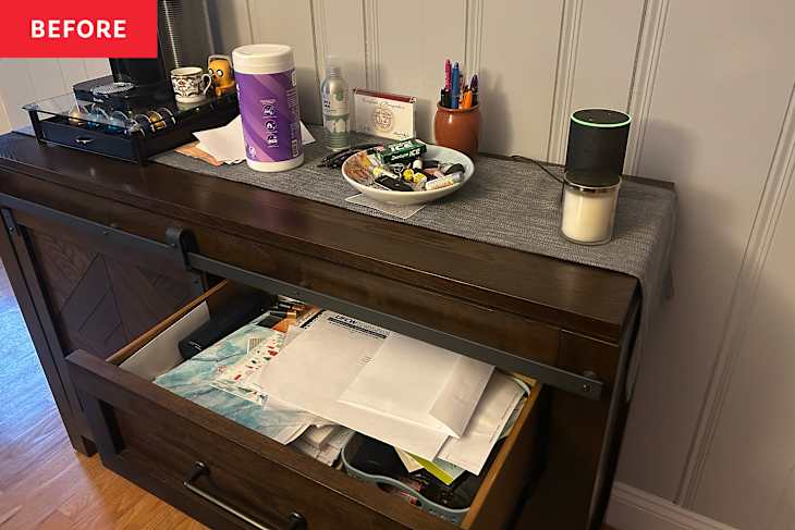 Drawer before cleaning using 90/90 rule.