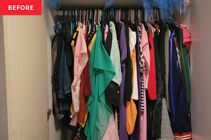 Clothes in closet before decluttering using AI prompt.