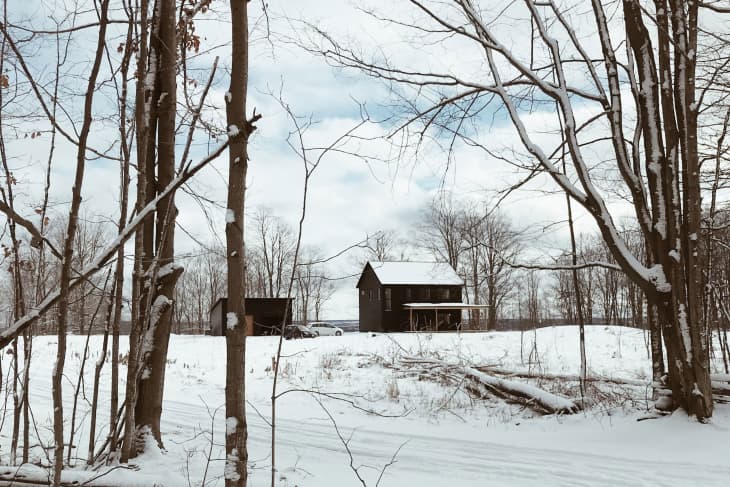 Image showcasing Escape Off The Grid | Secluded Off-Grid Cabins UK