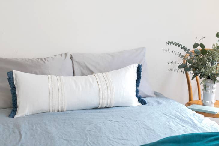 Therapeutic top lumbar pillow
