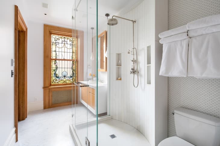 Bathroom outlet shower caddy