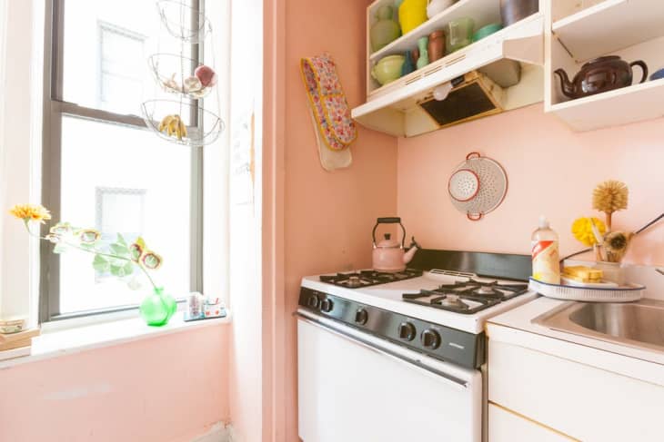 A Smart Rental Kitchen Style Solution: Remove Cabinet Doors | Apartment ...