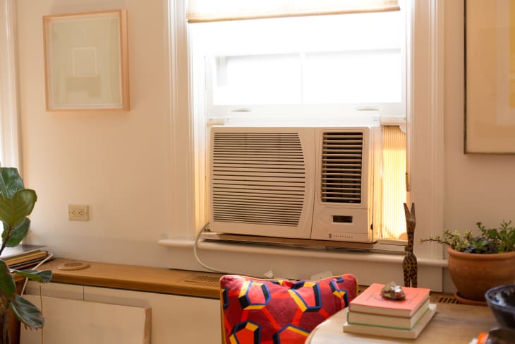 Cooler in an apt window cheap