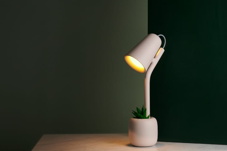 3d printed desk outlet lamp