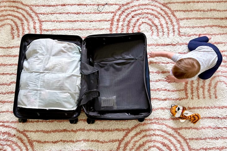 Suitcase shoe organizer shop
