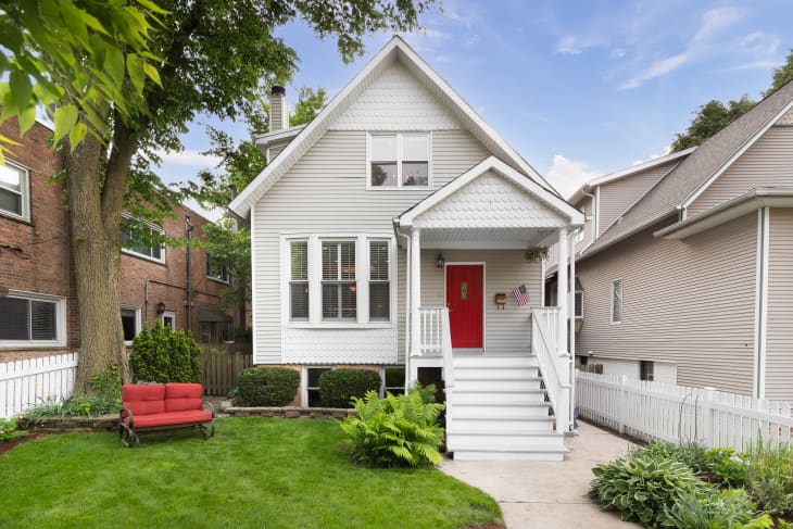 Can 3 people buy a house sales