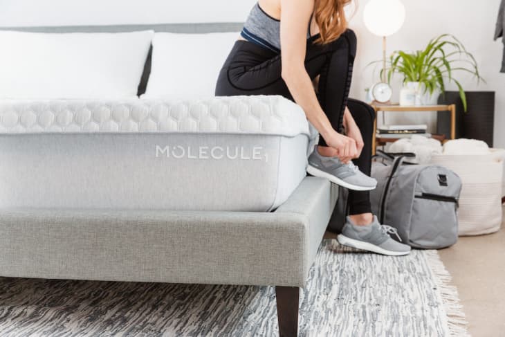 I'm a Hot Sleeper and I Tried the Molecule 1 Mattress for a Cool Night's  Rest