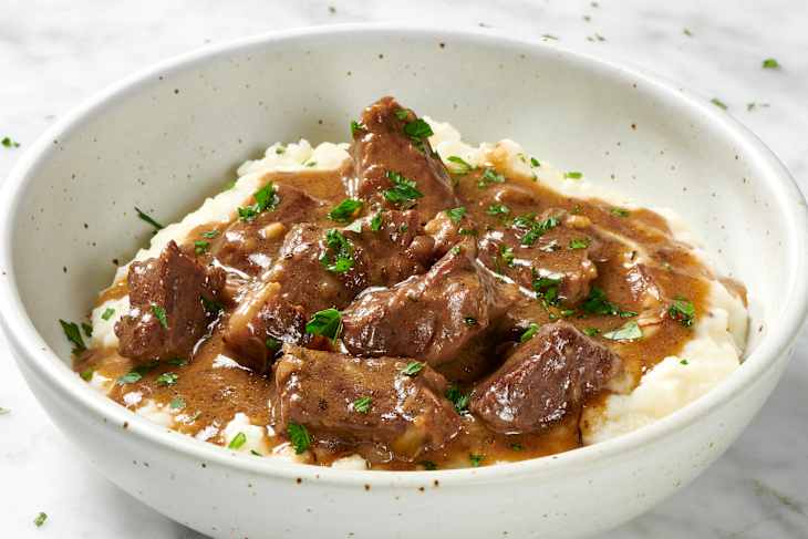 Beef Tips And Gravy Is Impossibly Tender And Cozy 