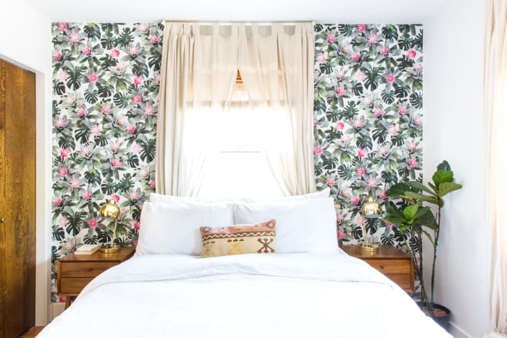 Removable Wallpaper Room Decor GIFs | Apartment Therapy