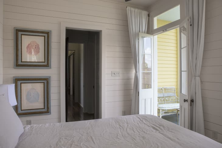 Exactly What Is Shiplap? Plus 9 Things No One Tells You About It