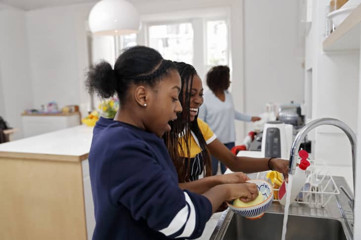 Why Washing Dishes Is Therapeutic And Can Make You A Happier Person