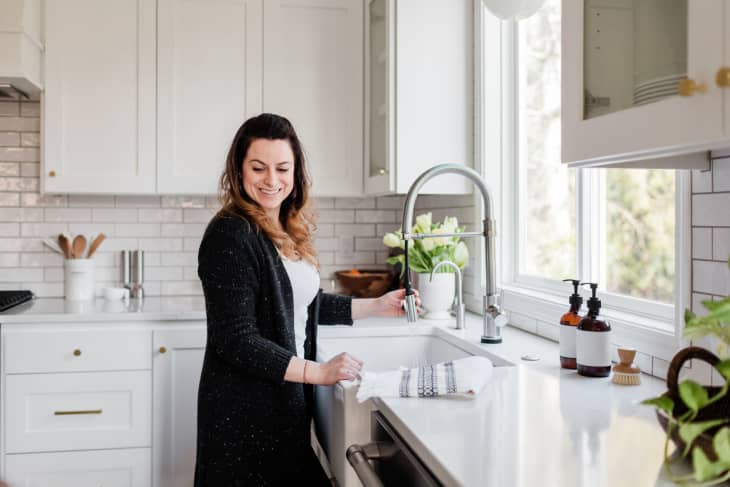 I Tried the Umbra Flex Sink Squeegee and My Sink Has Never Looked Better