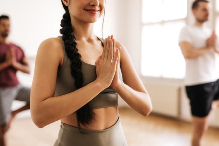 10 Easy And Essential Yoga Poses For Beginners Apartment Therapy