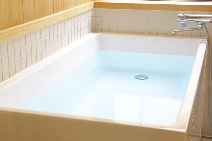 My Ice Bath Experience Banished My Anxiety Apartment Therapy