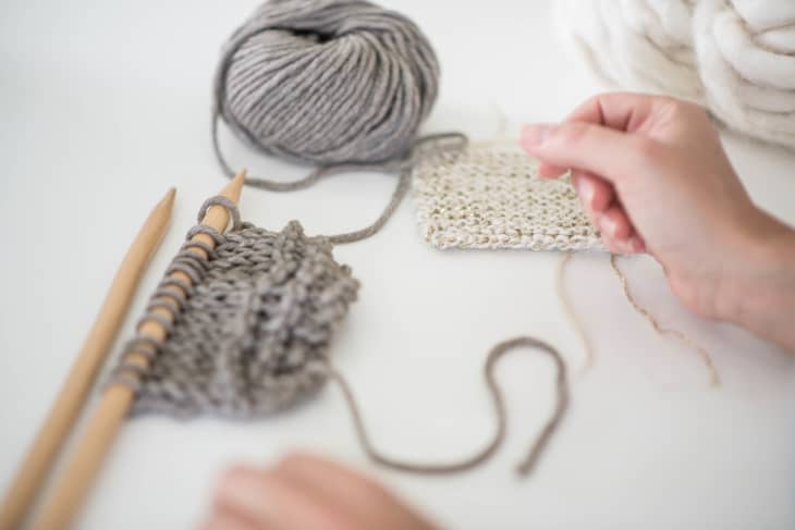 10 Great Gifts to Give a Knitter