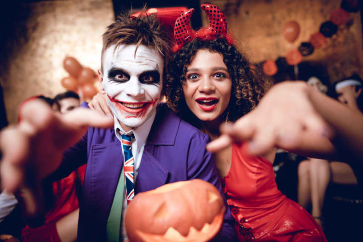 These Are The Top 2022 Halloween Costume Trends, According to Spirit  Halloween