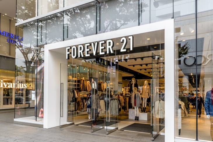 Forever 21 store editorial image. Image of inside, retail - 95366705