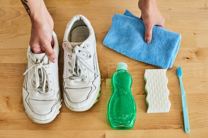 White shoes that sale are easy to clean