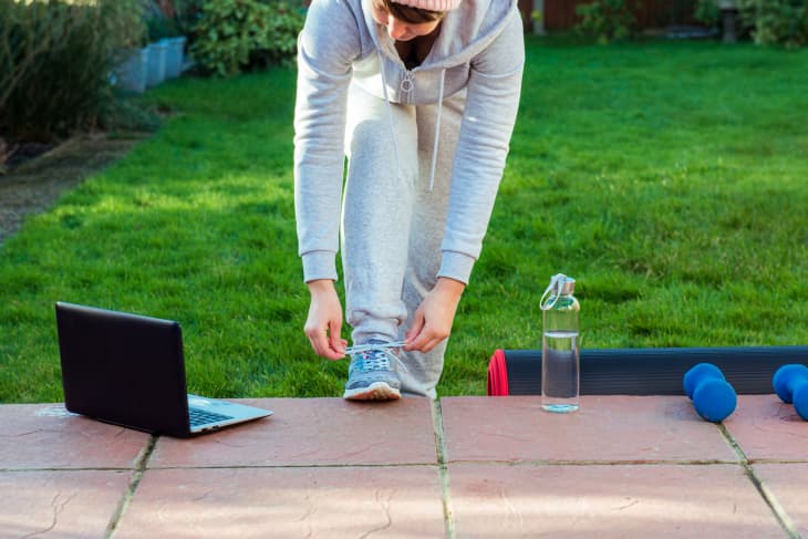 How to Motivate Yourself to Exercise Outside How to Work Out Outside Apartment Therapy