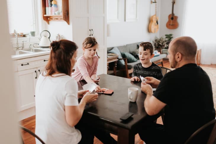 Get paid to play 'UNO