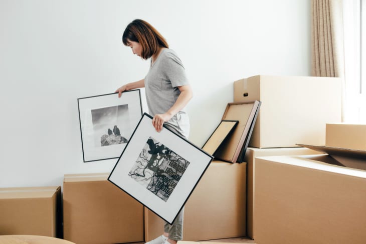 How to correctly pack a plastic moving bin - Piece of Cake Moving