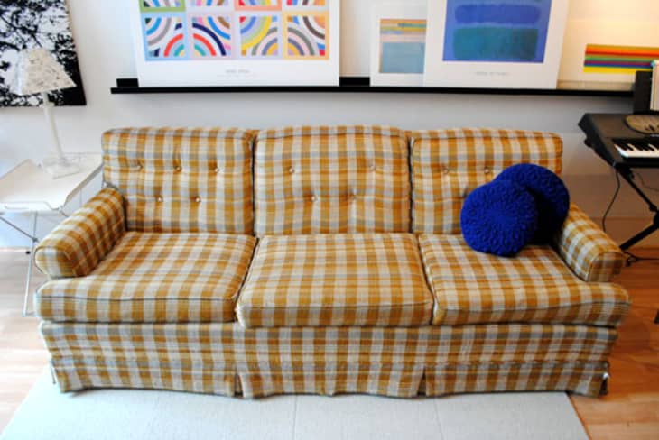 Green sales plaid couch
