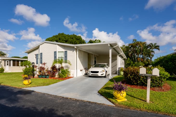 Garage Options for Mobile and Manufactured Homes