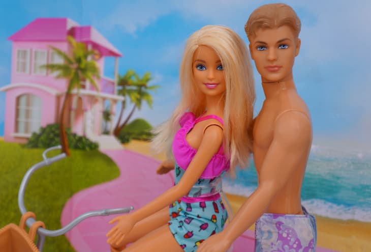 And here's Barbie's dream house from the movie vs. the dream house you can  build IRL: in 2023