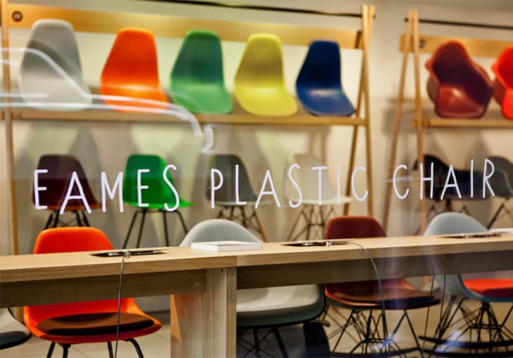 This Pop Up Store Lets You Customize Your Own Eames Chair