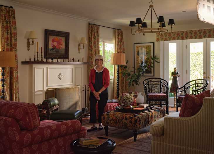 Portrait of Julia Chasman in living room