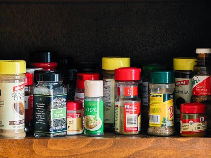 People Are Just Discovering This Mind Blowing Spice Jar Trick The Kitchn