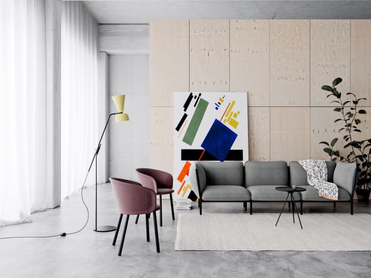 Flat sales pack couch