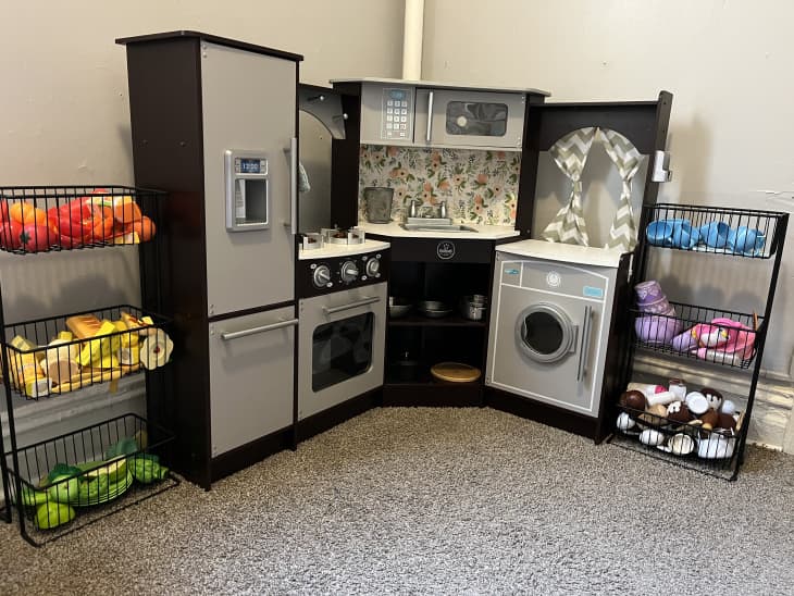 For Less Visual Clutter, Organize Play Food By Color | Cubby