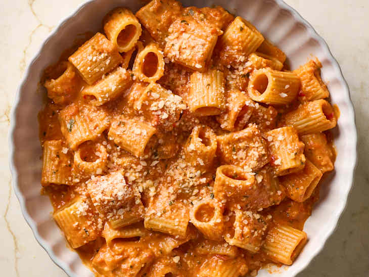 Spicy Rigatoni with Vodka Sauce Recipe | The Kitchn