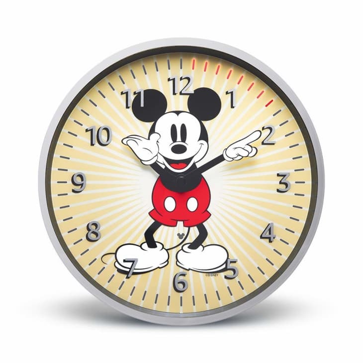 【希少】echo wall clock, Mickey Mouse エディション Disney Echo Wall Clock Mickey Mouse Edition | Apartment Therapy