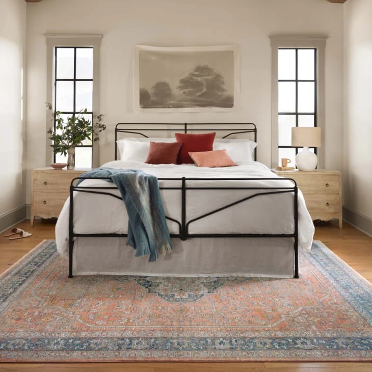 Magnolia black 2025 metal bed
