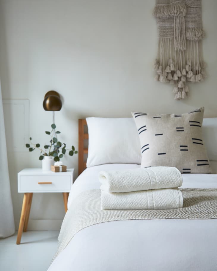 Setting Up a Guest Room That Will Make Your Loved Ones Feel at Home Apartment Therapy